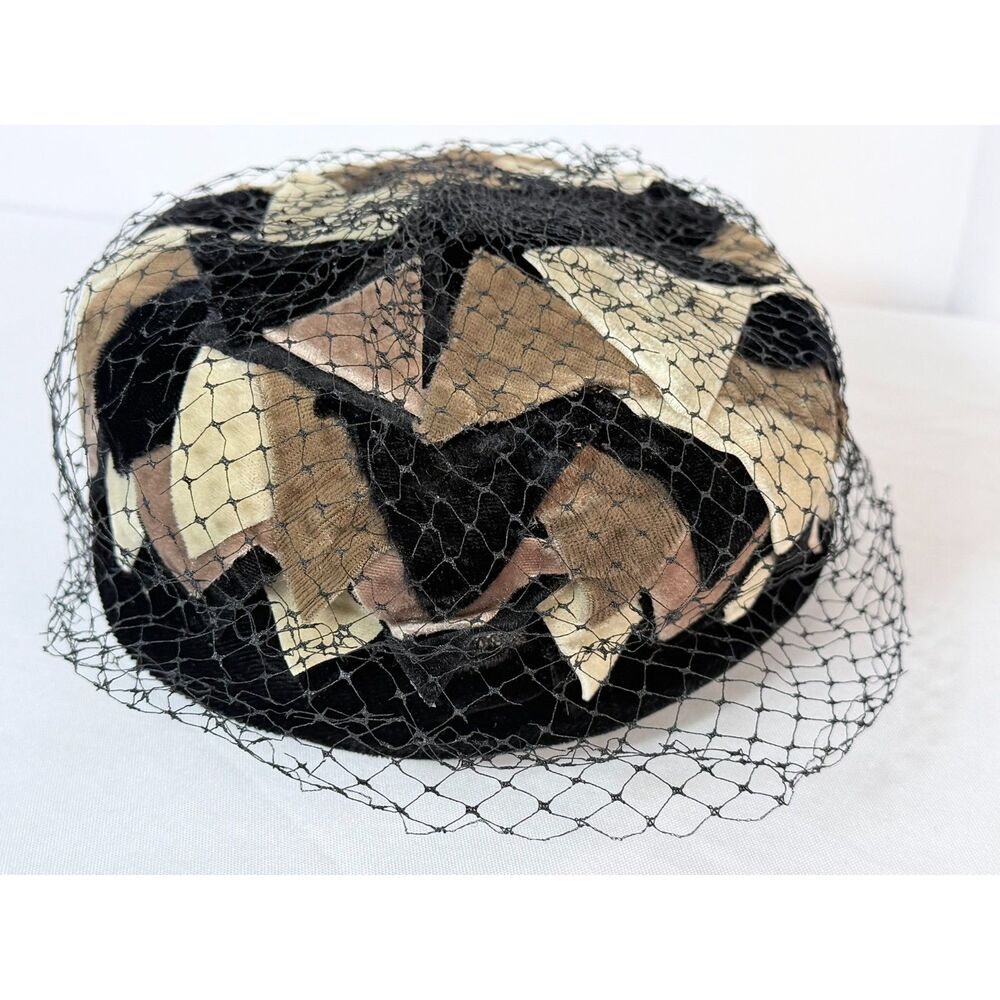VTG Union Made Black Velour Parlor Hat Cream Tan Veil Net Glam 1940s Wedding